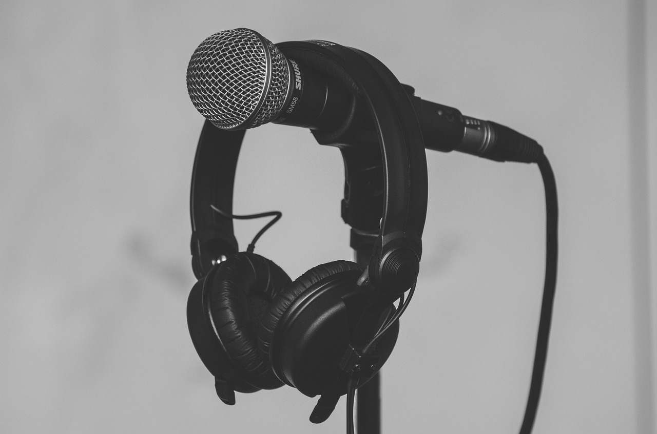 Muzyka a terapia stresu: jak dźwięki mogą pomóc nam się odprężyć?